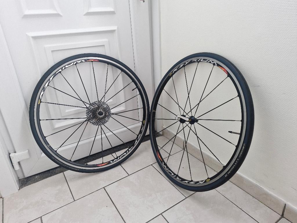 ROUES MAVIC KSYRIUM ELITE TROP LEGERS, 23X622 (700X23C), Enlèvement