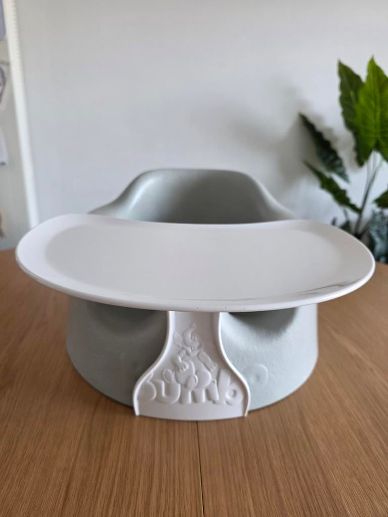 Bumbo seat met tafeltje, Ophalen