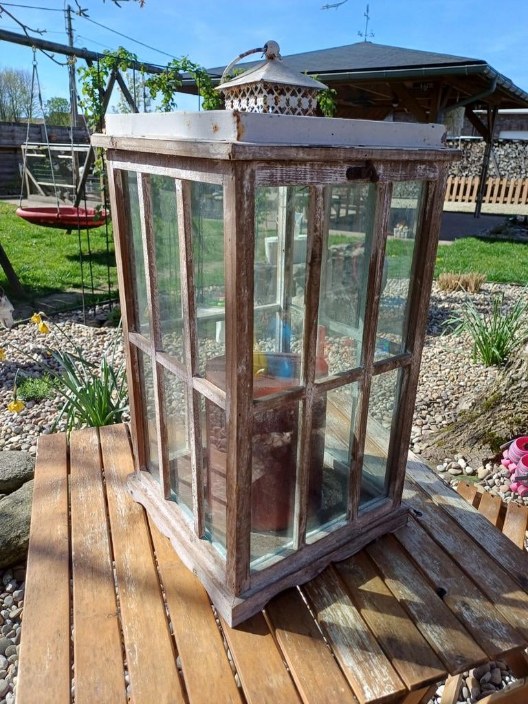 Houten lantaarn met kaars, Enlèvement, Utilisé