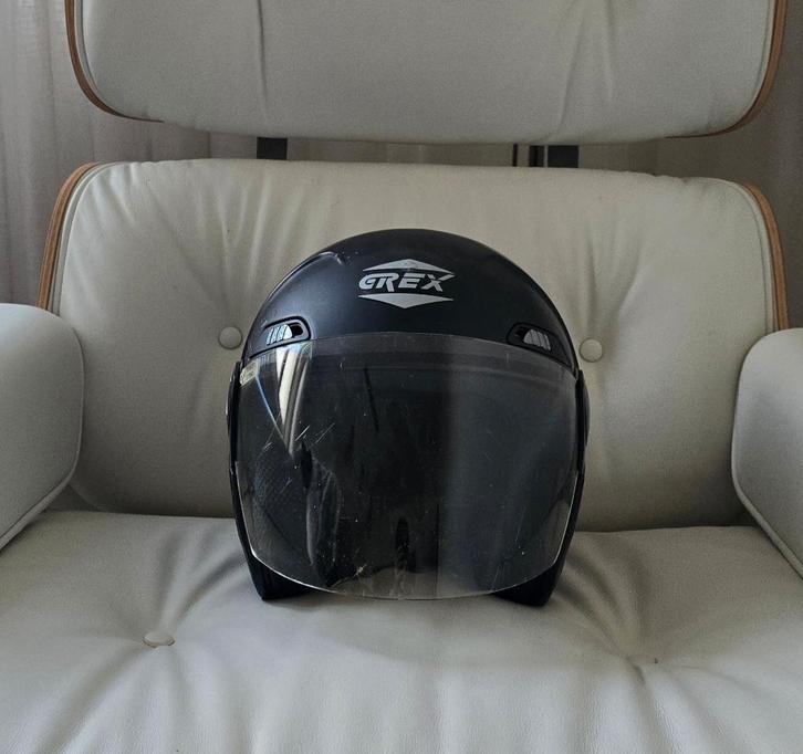 Casque jet noir, Vélos & Vélomoteurs, Casques de cyclomoteur, Utilisé, Small, Enlèvement ou Envoi