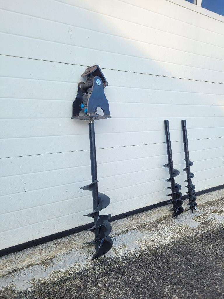 Tarière hyd. mini pelle inférieure 2,5T & pelle rétro, Articles professionnels, Machines & Construction | Grues & Excavatrices