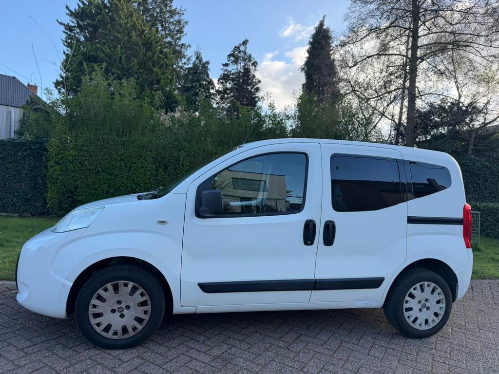 Fiat Qubo 1.3 Benzine Euro5 Airco CarPlay *Blanco Gekeurd, Auto's, Fiat, Euro 5, Handgeschakeld, 5 deurs, Particulier