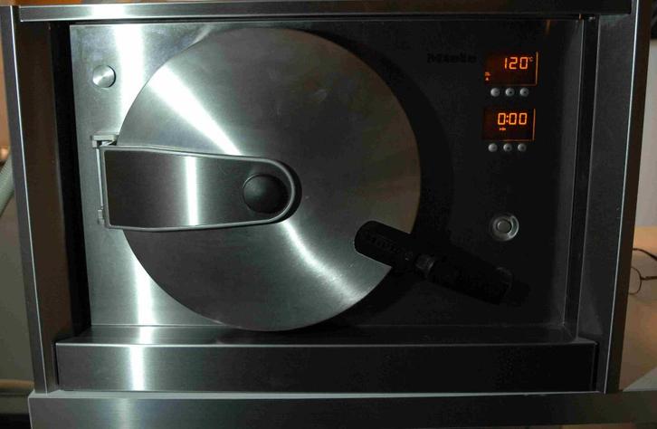 Four à vapeur Miele DG4164, Electroménager, Fours, Comme neuf, Encastré, Moins de 45 cm, 45 à 60 cm, Vapeur, Enlèvement