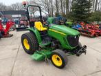 John Deere 4520 met midden maaidek 180cm, Articles professionnels, Machines & Construction | Jardin, Parc & Sylviculture, Autres types