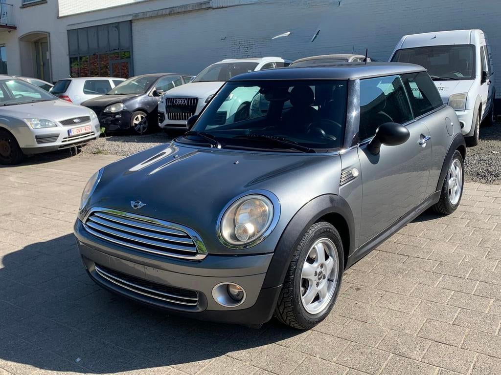 Mini Cooper 1.6i automaat 120 000km 2010, Automaat, 4 cilinders, 72 kW, 1600 cc