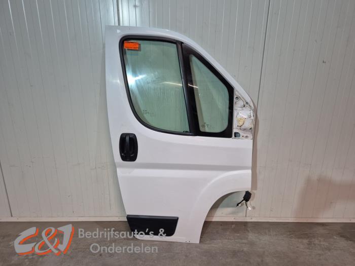 Portière 2portes droite d'un Fiat Ducato, Autos : Pièces & Accessoires, Carrosserie & Tôlerie, Porte, Fiat, Utilisé, 3 mois de garantie