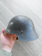 Spaanse helm wo2 m1926 con cala, Ophalen of Verzenden