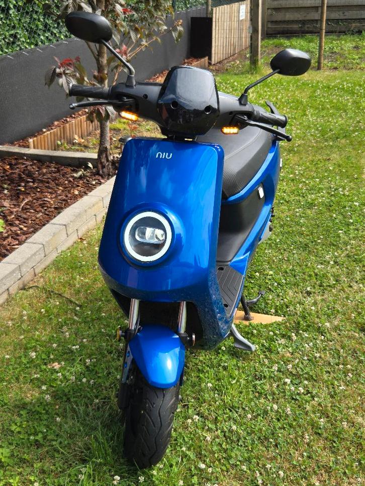 NIU MQI Sport blauw 45 km/h, Vélos & Vélomoteurs, Vélomoteurs & Scooters bridés, Comme neuf, Autres marques, Électrique, Enlèvement
