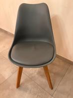 4 grijze stoelen - geen koerierdiensten, Ophalen, Zo goed als nieuw