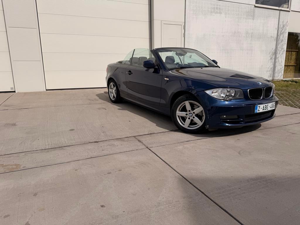 BMW 118d Cabrio – 2011, Autos, BMW, Cuir, Euro 5, Achat, Entreprise