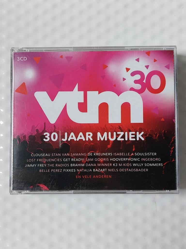 VTM 30 JAAR MUZIEK, CD & DVD, CD | Compilations, Envoi, Comme neuf