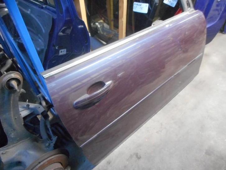 PORTIER RECHTS VOOR Ford Focus 2 C+C (01-2006/09-2010), Auto-onderdelen, Carrosserie, Deur, Ford, Voor, Rechts, Gebruikt