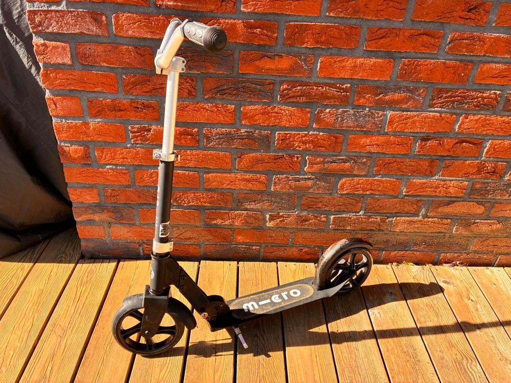 Trotinette Micro repliable noire, Vélos & Vélomoteurs, Trottinettes, Enlèvement, Utilisé