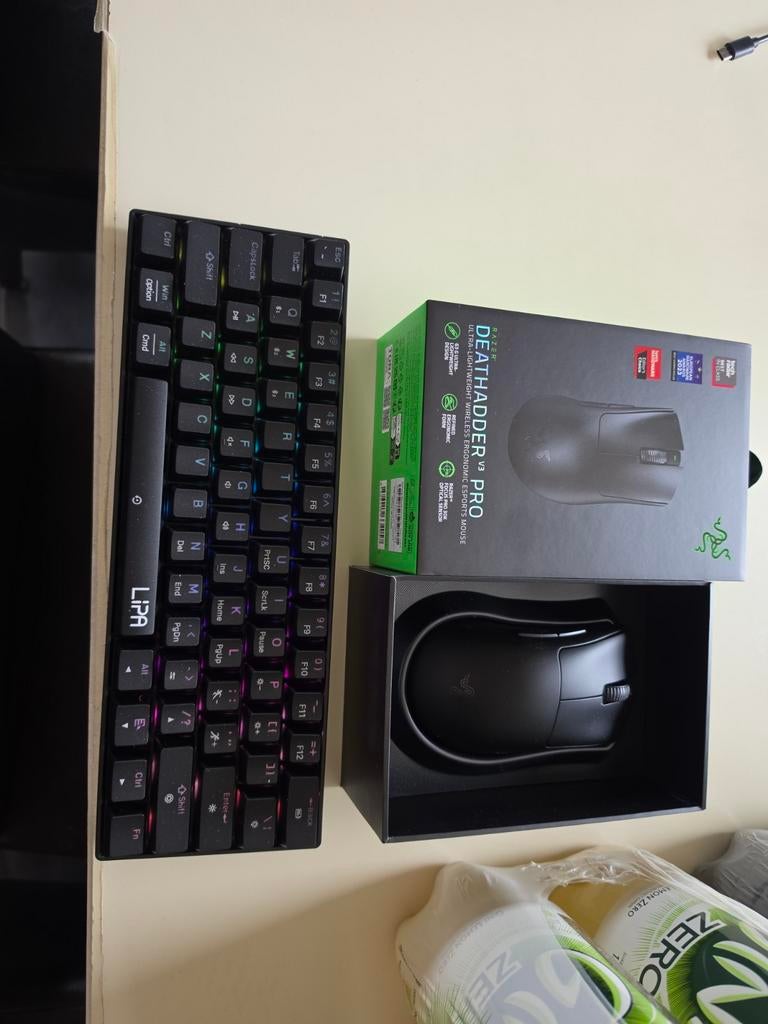 Muis en toetenbord met kleuren, Computers en Software, Toetsenborden, Ophalen, Qwerty