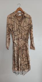 dameskleedje, Enlèvement