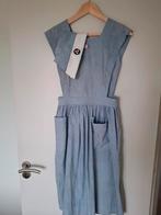 Robe de volontaire de la Croix-Rouge de la Seconde Guerre mo, Collections, Enlèvement ou Envoi, Autres, Vêtements ou Chaussures