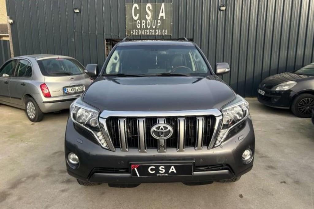 land cruiser 7 pls PREMIUM, Autos, Toyota, Argent ou Gris, Achat, 7 places, Noir