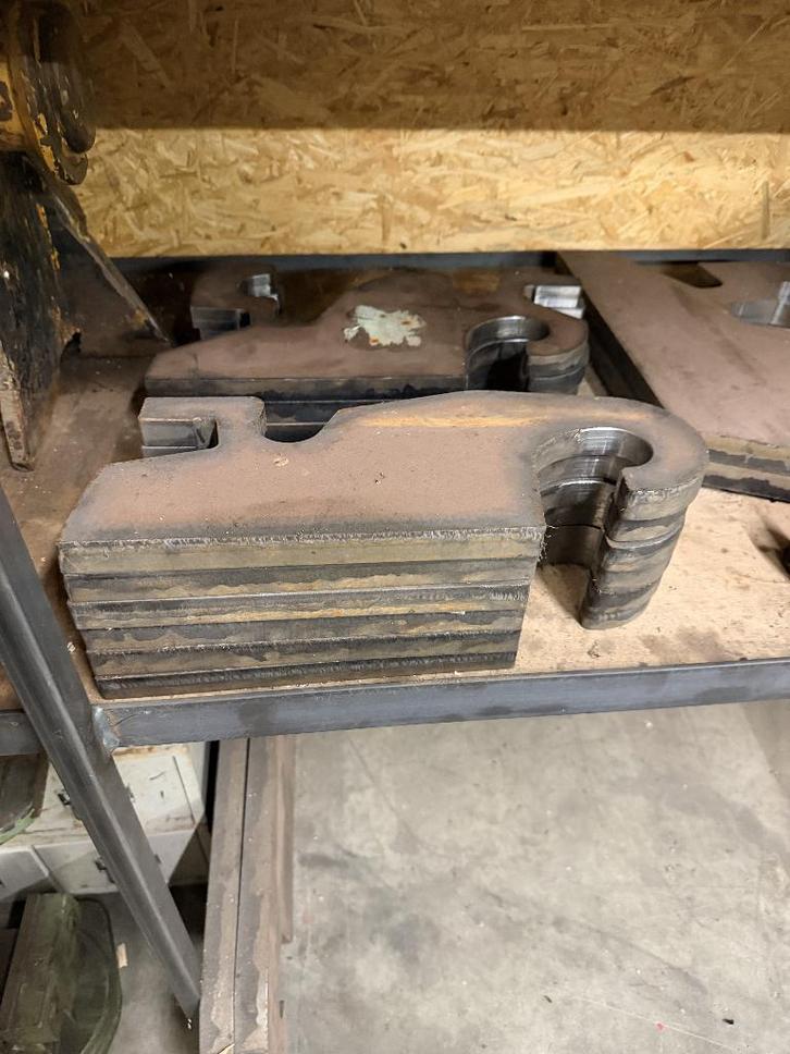 Crochet verachtert à souder (marteau & godet), Doe-het-zelf en Bouw, Metalen, Nieuw, Ophalen