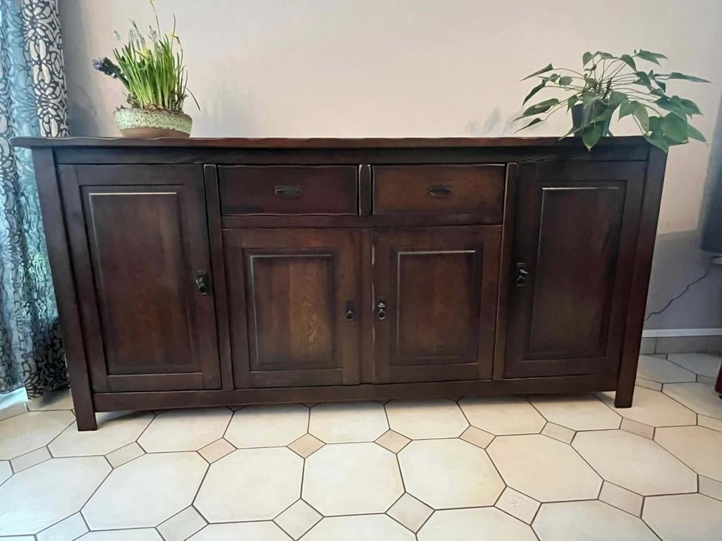 Belle armoire en bois marron foncé 235cmx110cmx50cm, Maison & Meubles, Enlèvement