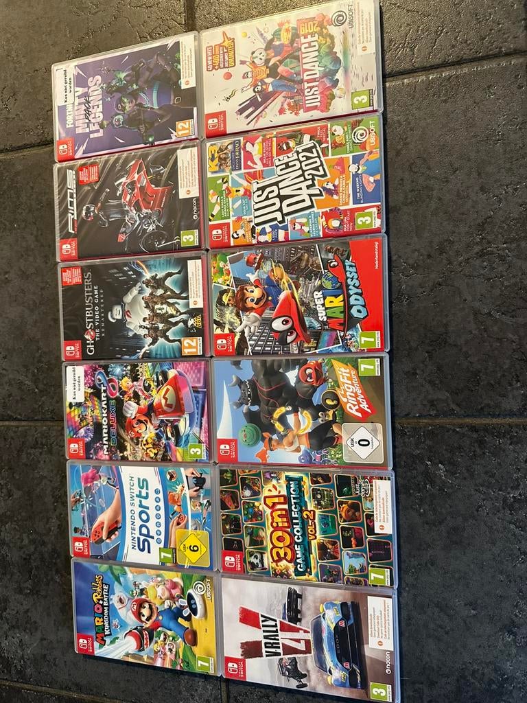 Nintendo switch, Ophalen, Met games, Met 2 controllers, Zo goed als nieuw
