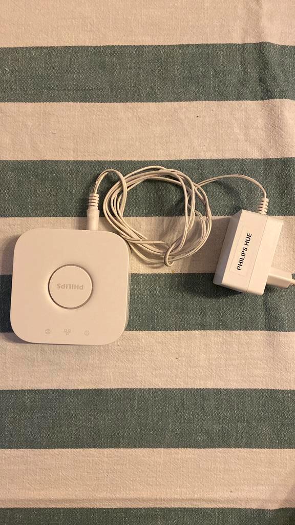 Philips Hue Bridge Pont V2.1 Domotique Homekit Parfait État, Informatique & Logiciels, Points d'accès, Comme neuf, Enlèvement ou Envoi