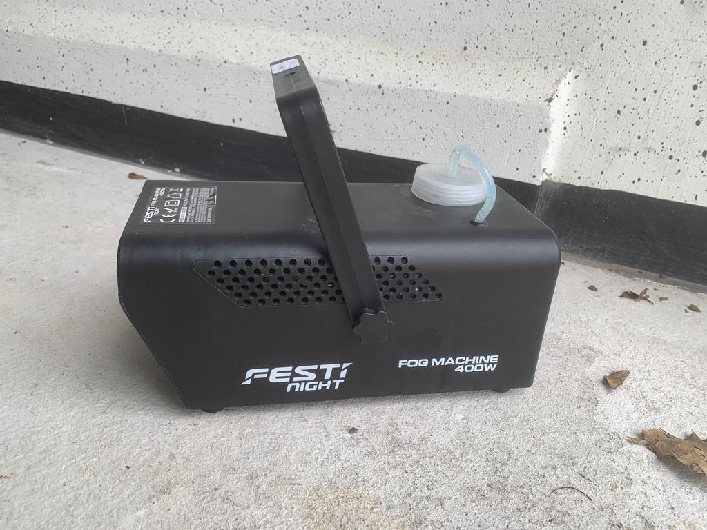 Te koop rookmachine €15, Ophalen, Gebruikt, Rookmachine