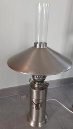 Metalen tafellamp (in de vorm v.e. petroleumlamp) H +/- 60cm, Ophalen, Zo goed als nieuw, Glas, 50 tot 75 cm