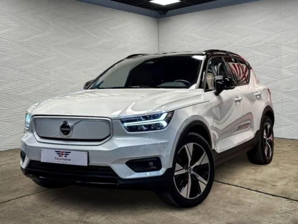 Volvo XC40 P8*AWD*R-DESIGN*HARMAN*78kWh*418 KM (WLTP)*, Auto's, Automaat, Zwart, 408 pk, Wit