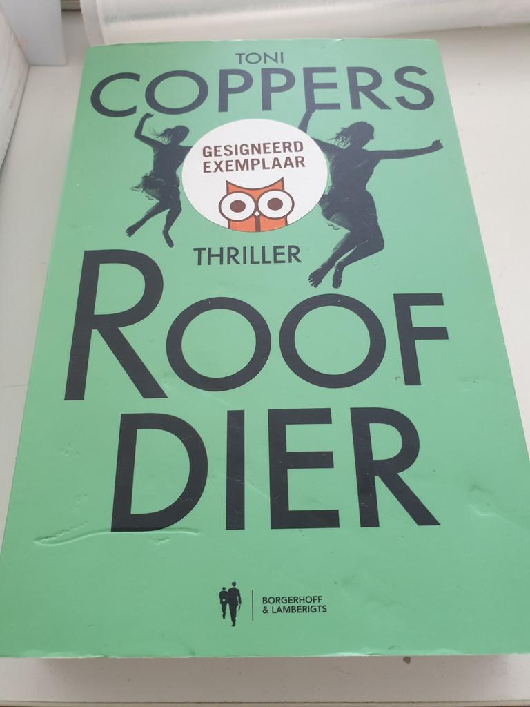 Toni Coppers - Roofdier GESIGNEERD EXEMPLAAR, Boeken, Thrillers, Ophalen of Verzenden