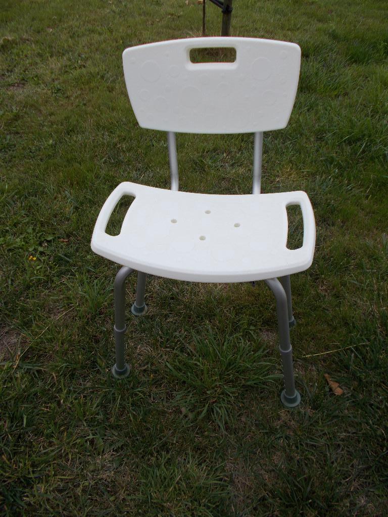 Stoeltje voor in douche 65+ antislip, Ophalen