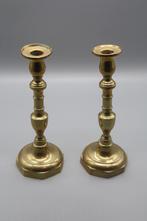 2 Messing-kandelaars George II / Lodewijk XIV-XV stijl, Antiquités & Art, Enlèvement, Cuivre