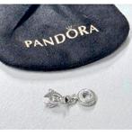 Pandora Disney De kleine zeemeermin Sebastiaan zilver hanger, Handtassen en Accessoires, Bedels, Pandora, Nieuw, Ophalen of Verzenden