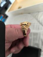 Gouden ring 18 karaat, Handtassen en Accessoires, Ringen, Ophalen, 20 of groter, Heer, Zo goed als nieuw