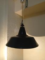 Industriële lamp van geëmailleerd metaal, Huis en Inrichting, Ophalen, Metaal