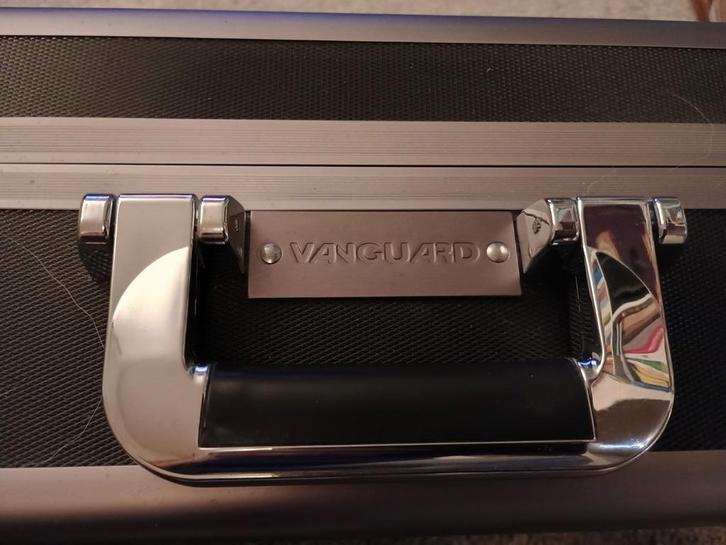 Vanguard camera-koffer, TV, Hi-fi & Vidéo, Photo | Sacs pour appareil, Enlèvement