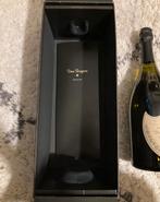 Dom Pérignon 1,5 L, bouwjaar 2010! Boxset, Verzamelen, Wijnen, Ophalen of Verzenden, Zo goed als nieuw, Champagne