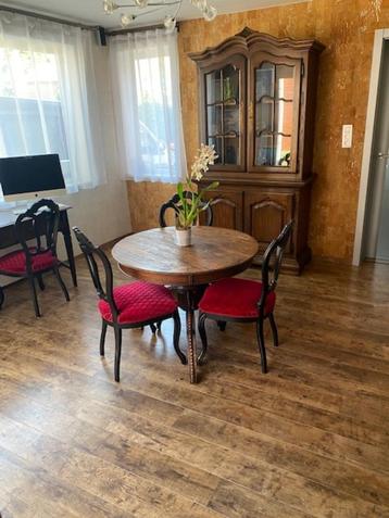 eiken ronde tafel antiek beschikbaar voor biedingen