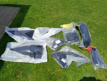 Nieuwe plastic set fantic XX125 XX250 beschikbaar voor biedingen