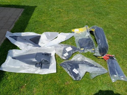 Nieuwe plastic set fantic XX125 XX250, Motoren, Onderdelen | Overige, Nieuw, Ophalen of Verzenden