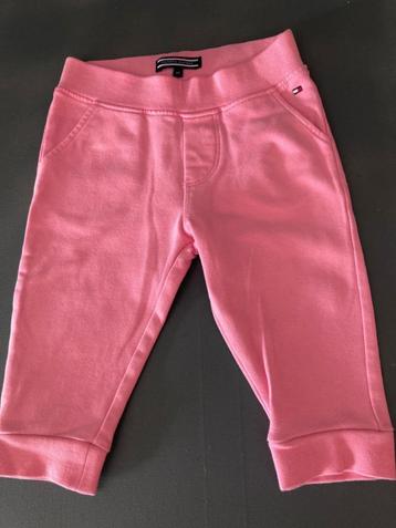 Pantalon rose « Tommy Hilfiger » 3/6 mois - neuf