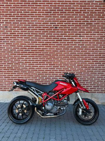 Ducati Hypermotard 796 *Ultimate Rosso Spec* beschikbaar voor biedingen