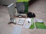 Xbox 360 slim en boîte spécial édition blanche, Games en Spelcomputers, Spelcomputers | Xbox 360, Ophalen, 360 S, Met kinect, Zo goed als nieuw