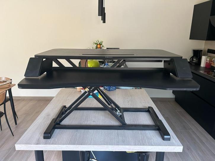verstelbaar bureelblad, Diversen, Bureau-accessoires, Zo goed als nieuw, Ophalen