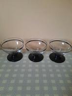 3 oude glaasjes voor aperitief of dessert, Ophalen of Verzenden, Zo goed als nieuw