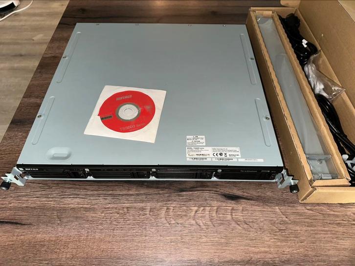 Buffalo TeraStation TS5400R – 4-Bay Rackmount NAS, Computers en Software, NAS, Zo goed als nieuw, Ophalen of Verzenden