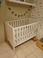 bedje wit met aerosleep matras en toebehoren, Kinderen en Baby's, Kinderkamer | Bedden, Ophalen, Gebruikt, Matras