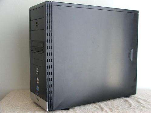 Gigabyte GZ-X1, Computers en Software, Computerbehuizingen, Gebruikt, Ophalen