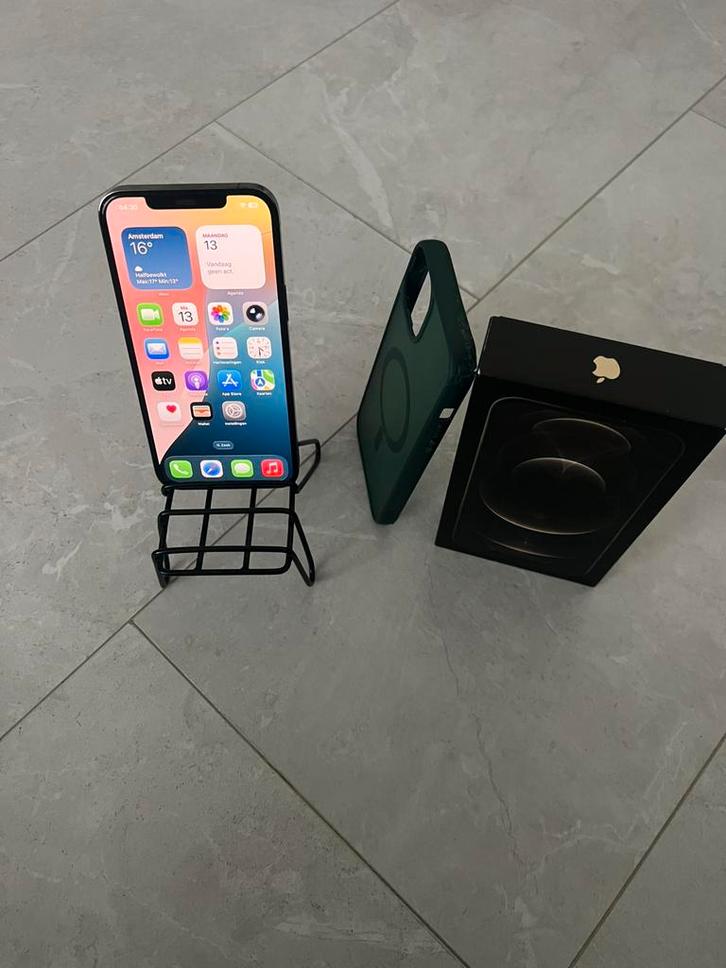 Te koop: Een prachtige iPhone 12 Pro Max met 256GB, Telecommunicatie, Mobiele telefoons | Apple iPhone, Zo goed als nieuw, Zonder abonnement