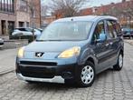 PEUGEOT PARTNER TEPEE 1.6 BENZINE/AIRCO/2E EIGENAAR, Auto's, Peugeot, Euro 5, Stof, Zwart, Bedrijf