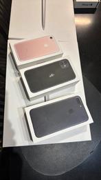 Boîtes vides pour iPhone et 2 boîtes vides pour Macbook, Enlèvement ou Envoi, Comme neuf